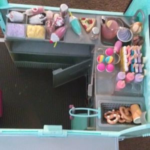 American girls ice cream truck.